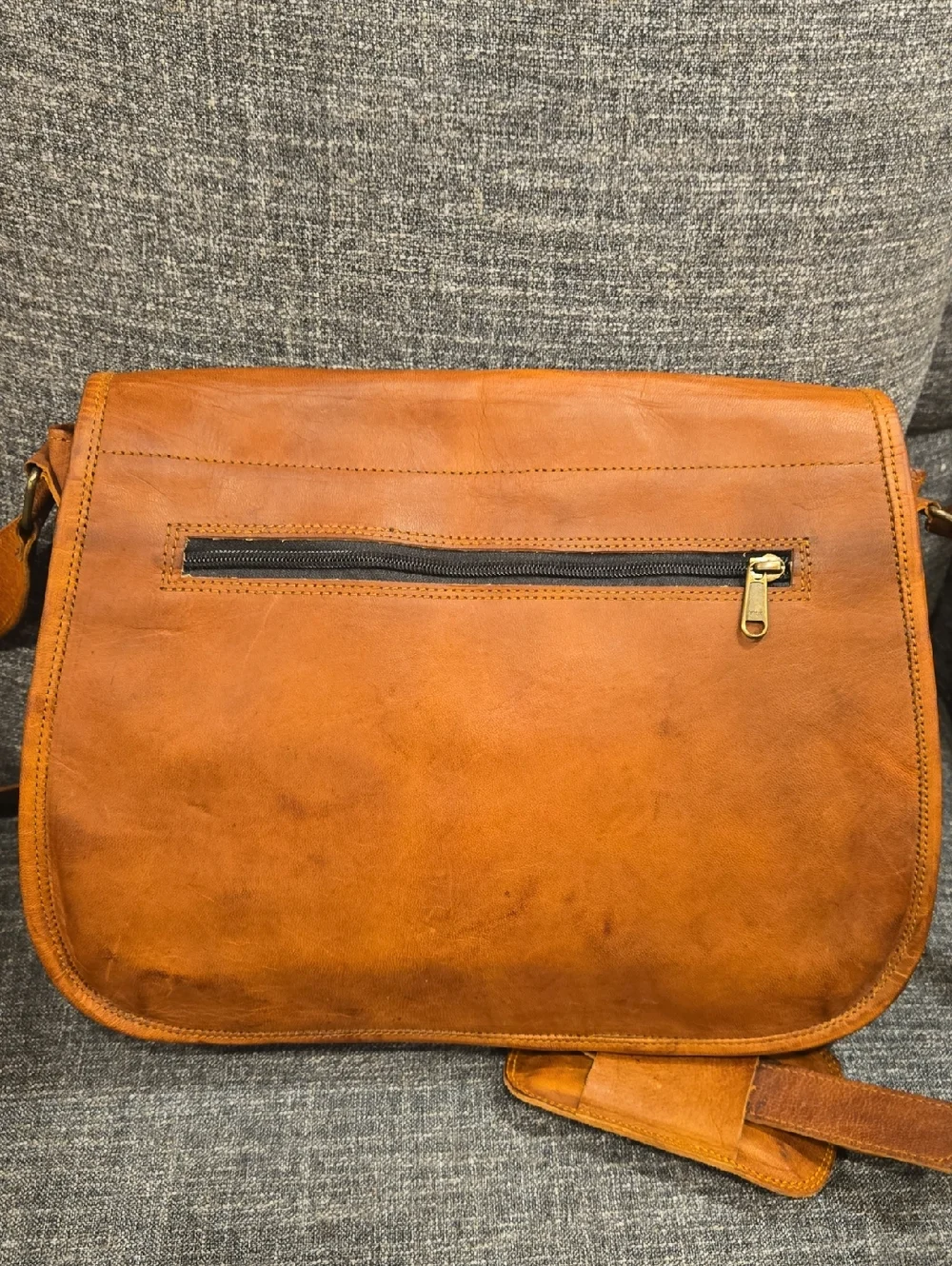 Komal's Passion Distressed Leather Messenger Bag